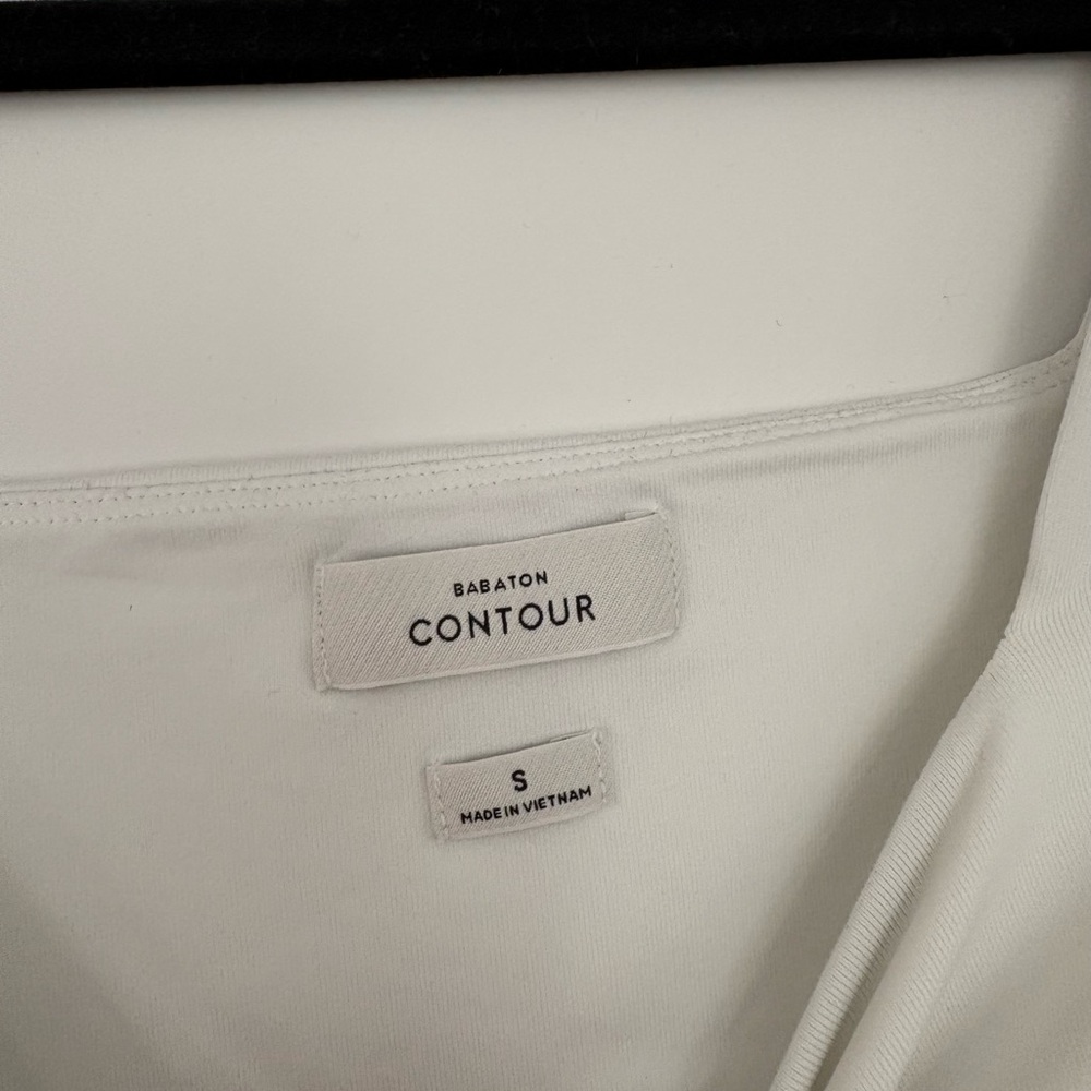 Elegant White Square Neck Top - Picture 2 of 2
